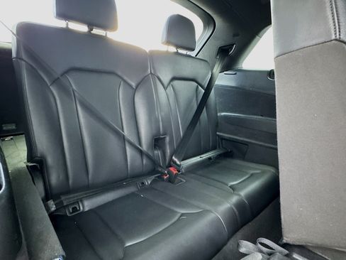 Used 2018 Audi Q7 3.0T Premium Plus AWD/4WD image 19