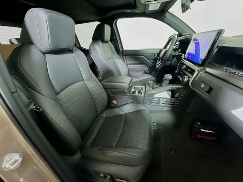New 2026 Toyota Tacoma TRD Off-Road AWD/4WD image 22