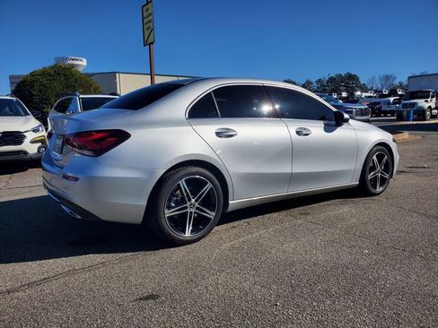 Used 2022 Mercedes-Benz A 220 image 6