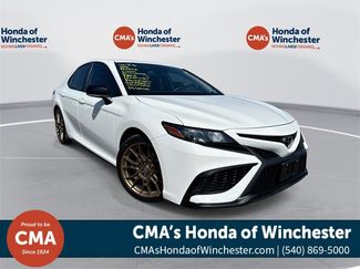 Used 2023 Toyota Camry SE image 1