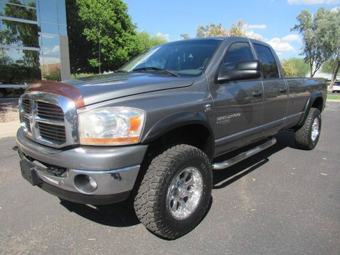 Used 2006 Dodge Ram 2500 Truck SLT w/ Quad Cab Big Horn Value Group AWD/4WD image 2