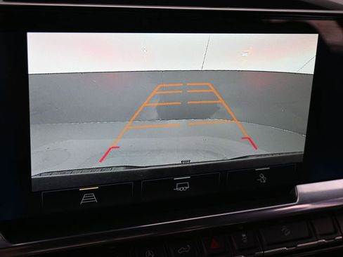 Used 2024 Chevrolet Silverado 1500 LT Trail Boss w/ Convenience Package II image 22