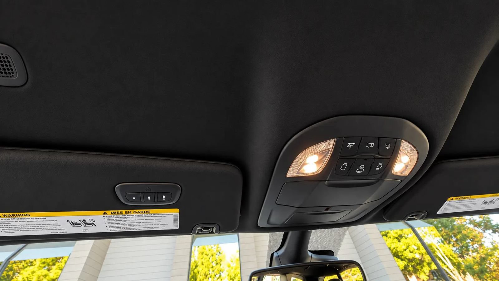 Used 2025 Chrysler Pacifica Select FWD image 26