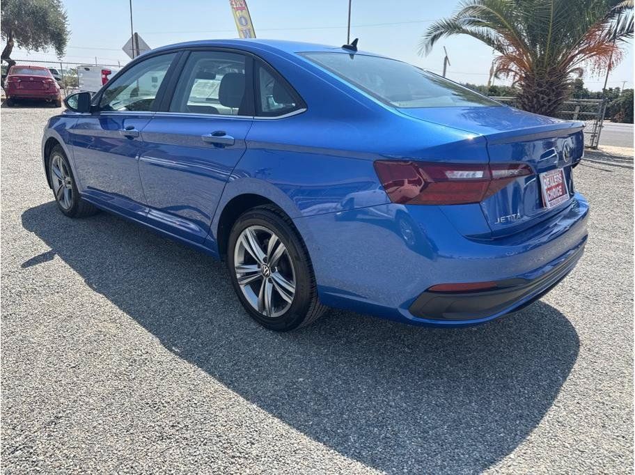 Used 2024 Volkswagen Jetta SE FWD image 7