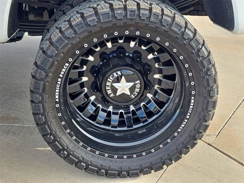 Used 2025 Ford F450 Platinum w/ Platinum Plus Package image 34