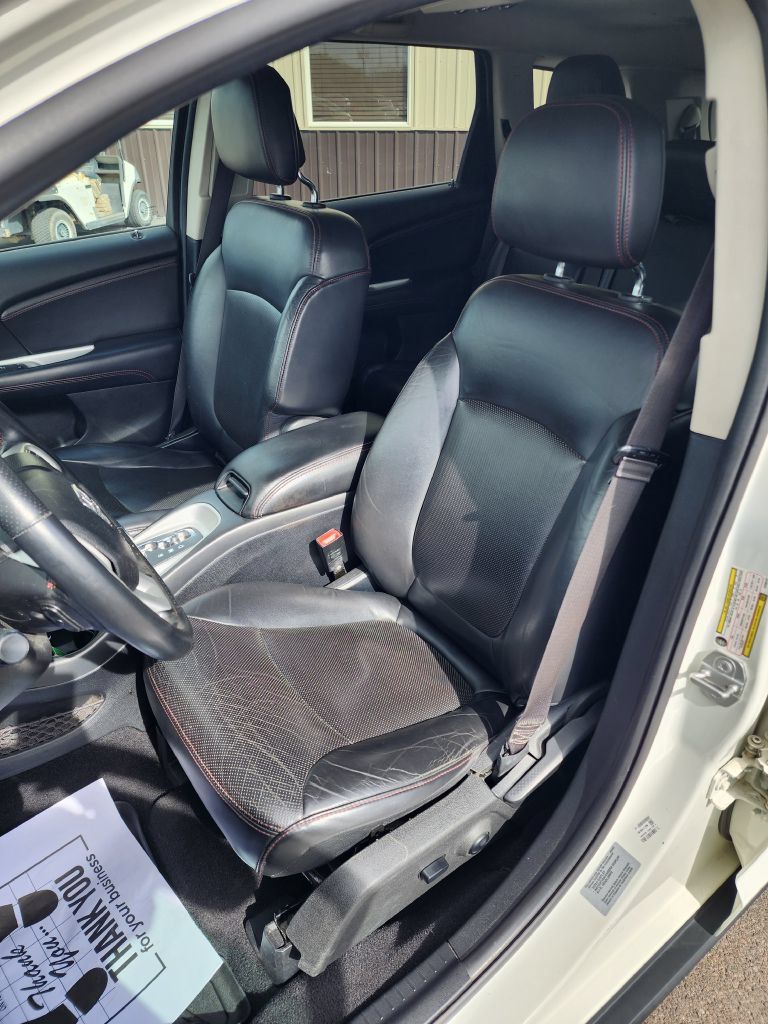 Used 2017 Dodge Journey GT AWD/4WD image 14