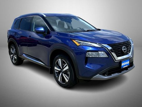 Used 2023 Nissan Rogue SL AWD/4WD image 3