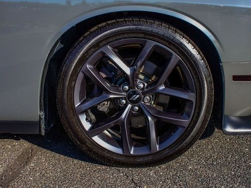 Used 2019 Dodge Challenger R/T w/ Blacktop Package image 7