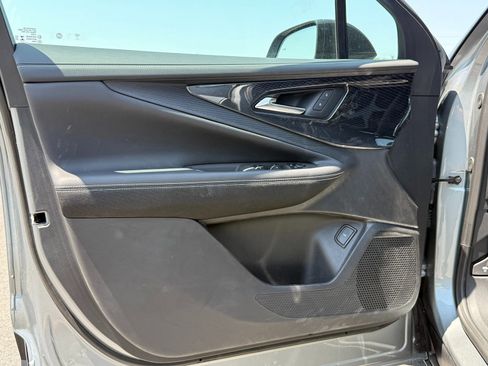 New 2025 Chevrolet Blazer EV LT w/ Super Cruise Package image 17