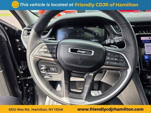 Used 2023 Jeep Grand Cherokee L Limited w/ Black Appearance Package AWD/4WD image 20
