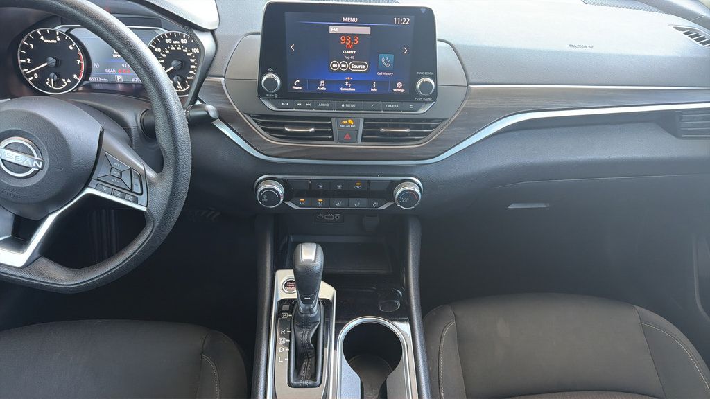 Certified 2024 Nissan Altima 2.5 SV FWD image 8