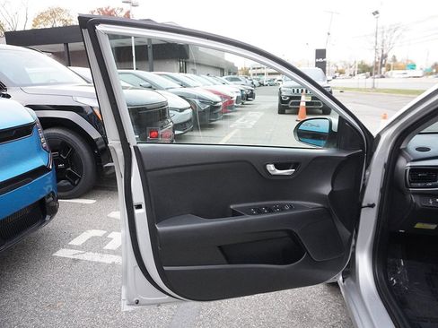 Used 2021 Kia Rio LX image 19