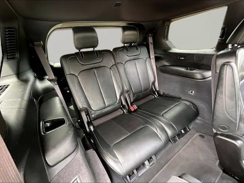 Used 2023 Jeep Grand Cherokee L Overland w/ Rear Seat Video Group I AWD/4WD image 18