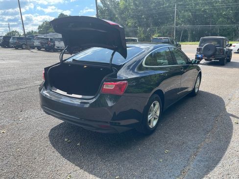 Used 2019 Chevrolet Malibu LS FWD image 35