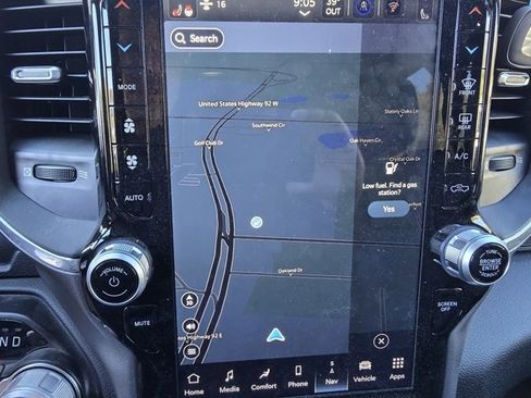 Used 2024 RAM 2500 Laramie w/ Night Edition image 7