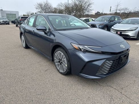 New 2026 Toyota Camry XLE AWD/4WD image 9