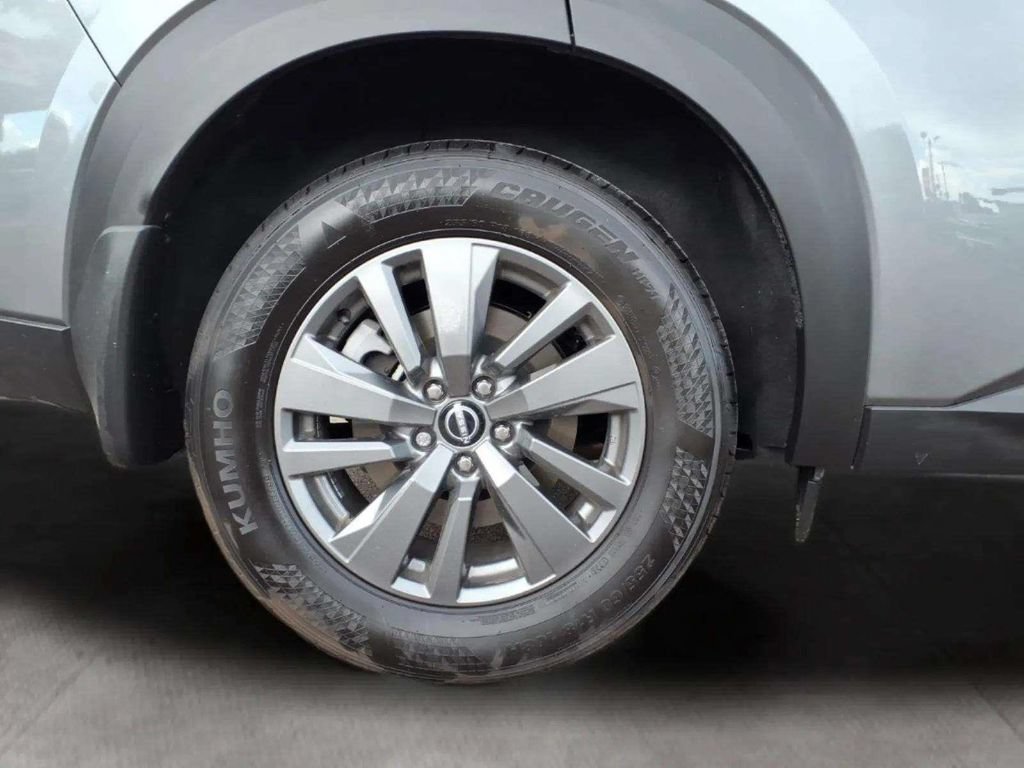 Used 2026 Nissan Pathfinder SV FWD image 20