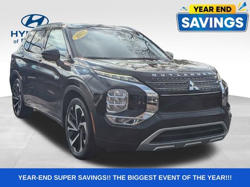 Used 2023 Mitsubishi Outlander SEL image 1