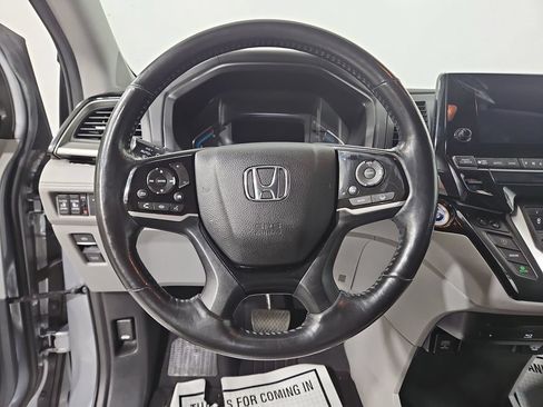 Used 2018 Honda Odyssey Elite image 14