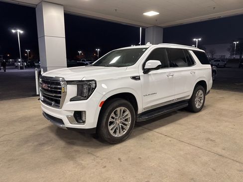 Used 2024 GMC Yukon SLT image 2
