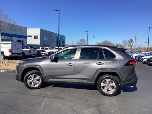 Used 2023 Toyota RAV4 XLE w/ Convenience Package image 6