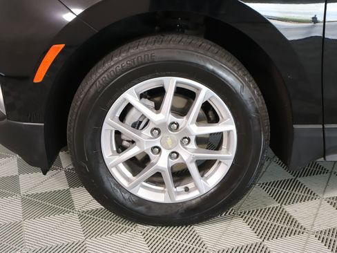 Used 2023 Chevrolet Equinox LT image 17