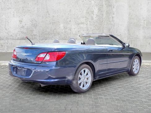 Used 2008 Chrysler Sebring Touring w/ Special Touring Group image 10