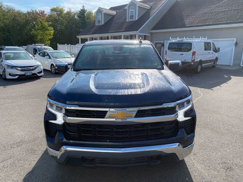 Used 2022 Chevrolet Silverado 1500 LT w/ Protection Package image 3