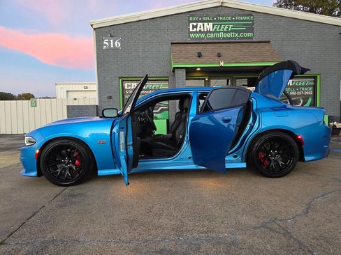 Used 2016 Dodge Charger R/T Scat Pack w/ Technology Group image 56