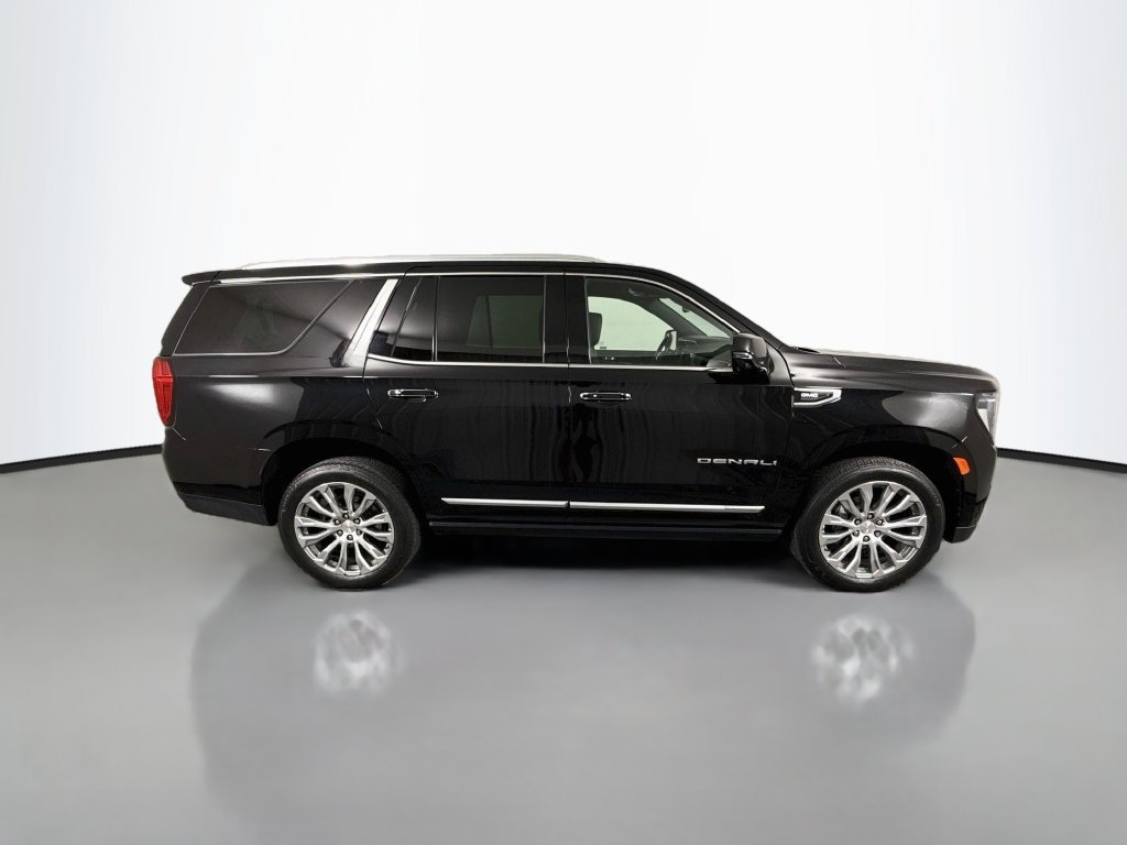 Used 2023 GMC Yukon Denali AWD/4WD image 8