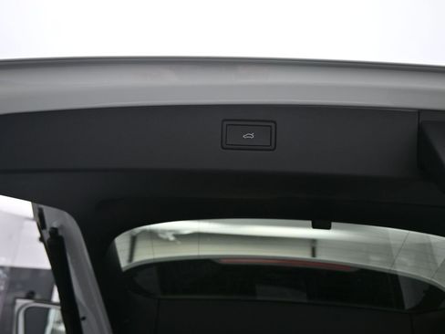 New 2026 Volkswagen Tiguan SE AWD/4WD image 41