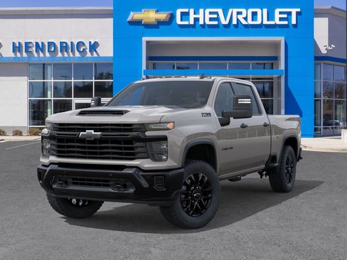 New 2026 Chevrolet Silverado 2500 Custom w/ Custom Value Package AWD/4WD image 8