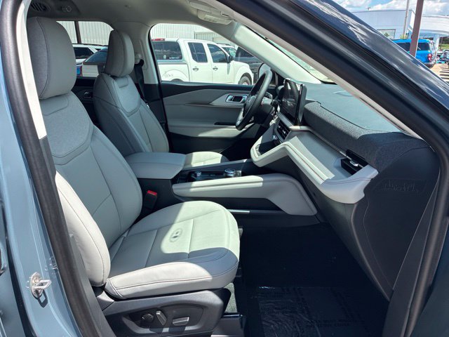 New 2026 Ford Explorer Active w/ Active Comfort Package RWD image 33