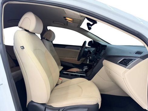 Used 2017 Hyundai Sonata SE FWD image 17
