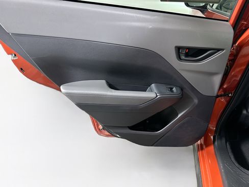 Used 2025 Subaru Crosstrek 2.0i Premium image 27