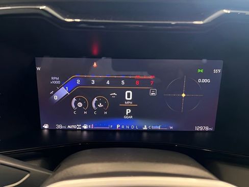 Used 2024 Chevrolet Colorado ZR2 w/ Technology Package image 18