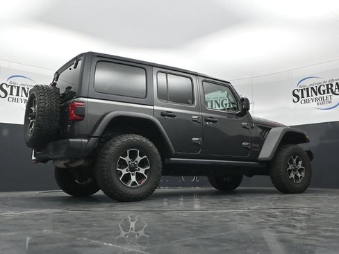 Used 2019 Jeep Wrangler Unlimited Rubicon w/ LED Lighting Group AWD/4WD image 35