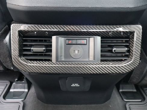 Used 2025 Ford F250 Lariat w/ Lariat Ultimate Package AWD/4WD image 43