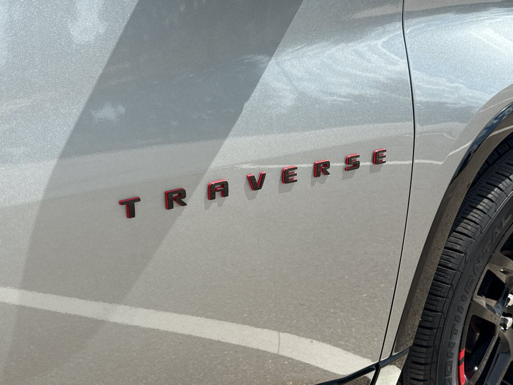 Used 2023 Chevrolet Traverse Premier w/ Redline Edition AWD/4WD image 17