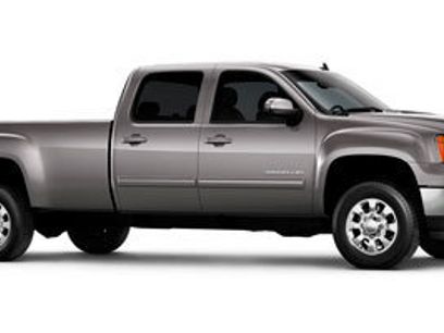 Used 2011 GMC Sierra 2500 SLT w/ SLT Convenience Package