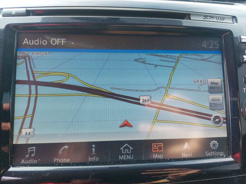 Used 2016 Nissan Murano S w/ Navigation Package AWD/4WD image 22