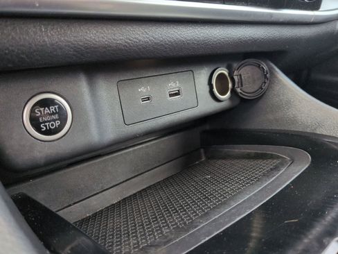 Used 2021 Nissan Rogue SV image 28