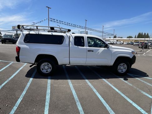 Used 2023 Toyota Tacoma SR RWD image 6