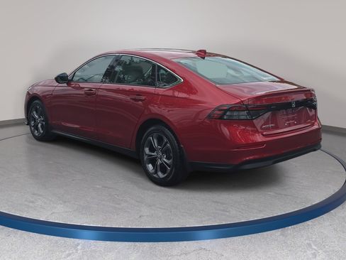 Used 2023 Honda Accord EX image 7