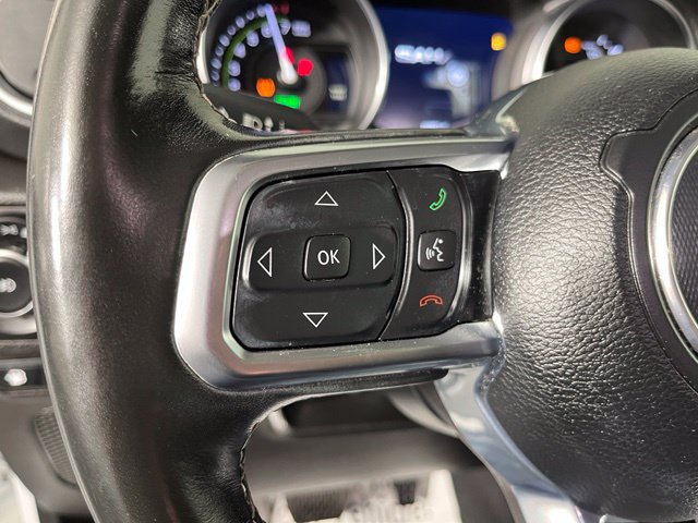 Used 2022 Jeep Wrangler Unlimited Sahara w/ Cold Weather Group AWD/4WD image 21