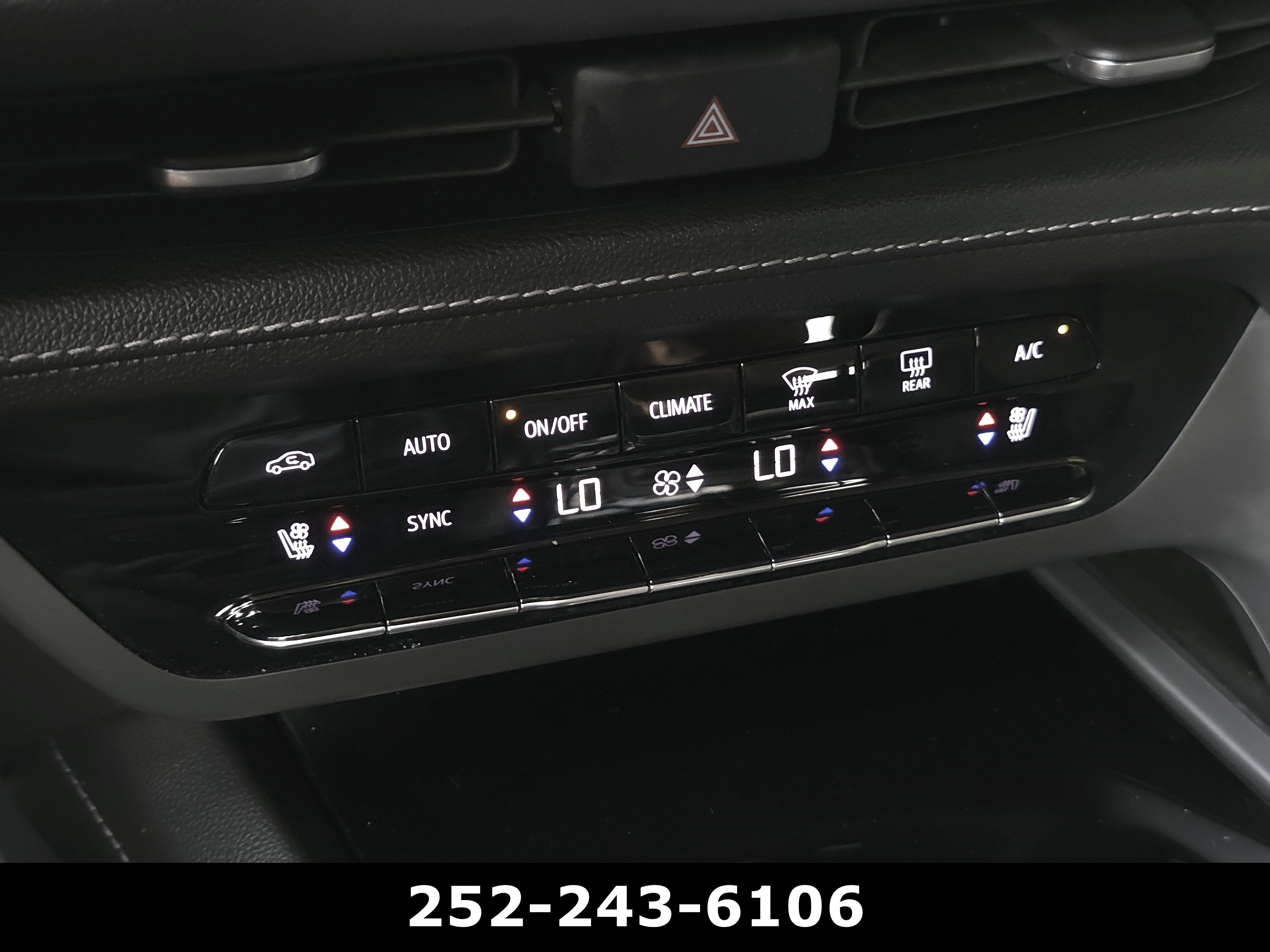 Used 2023 Buick Envision Avenir FWD image 18