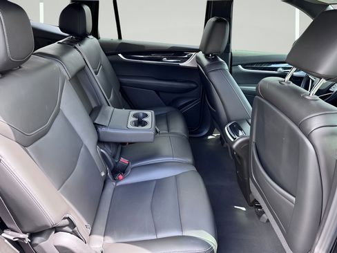 Used 2023 Cadillac XT6 Premium Luxury AWD/4WD image 31