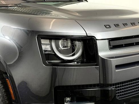 New 2026 Land Rover Defender 110 X-Dynamic SE AWD/4WD image 15