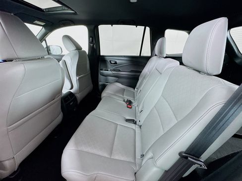 Used 2023 Honda Passport EX-L image 23