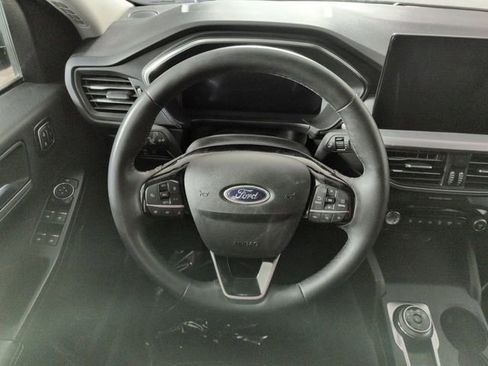 Used 2024 Ford Escape Platinum image 17